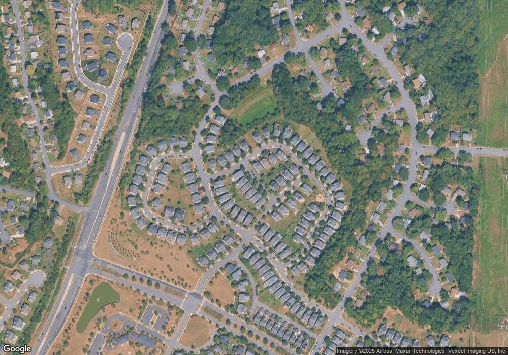 2590 Cast Off Loop, Woodbridge, VA 22191 - photo 1