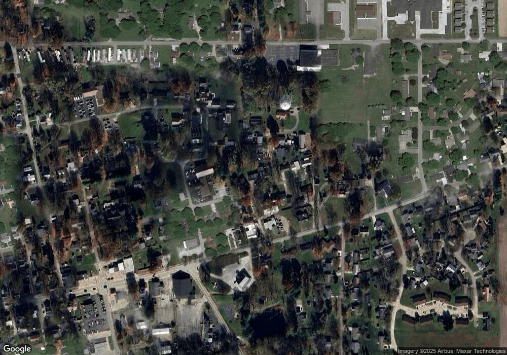 1305 Washington St, Covington, IN 47932 - photo 1