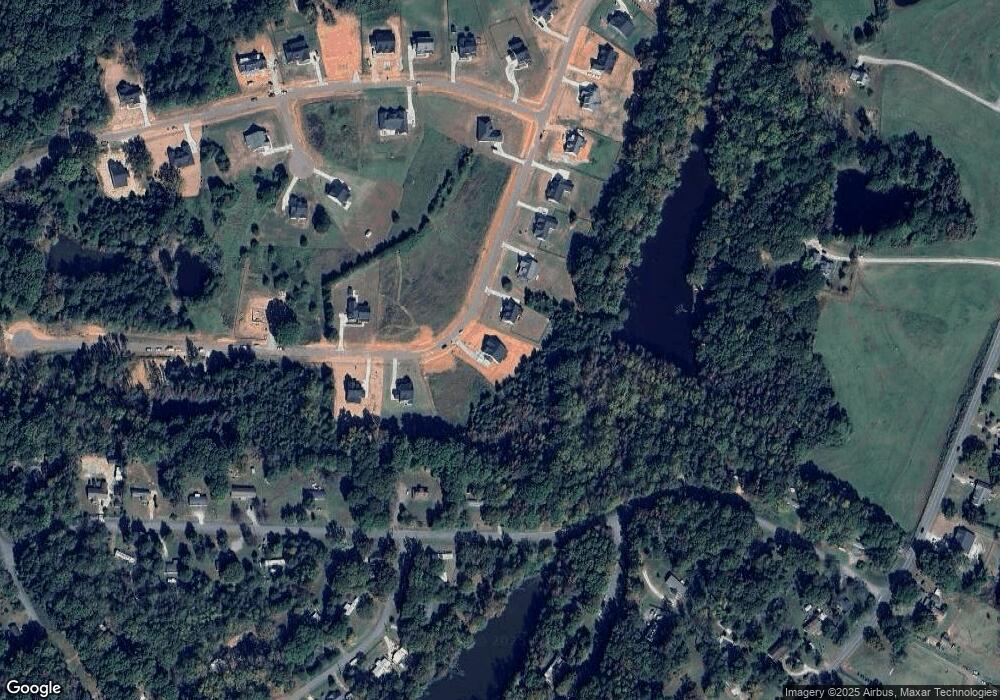 267 Triple Ponds Ct, Clover, SC 29710 - photo 1