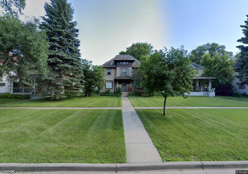 1012 3rd Ave S, Fargo, ND 58103 - photo 1