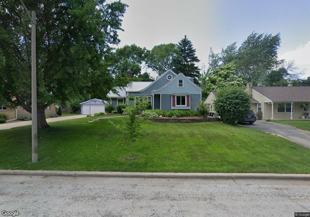 2015 N 119th St, Milwaukee, WI 53226 - photo 1