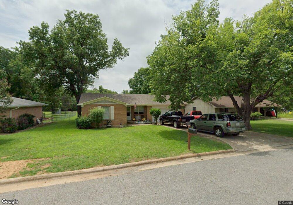 1626 W Acheson St, Denison, TX 75020 - photo 1