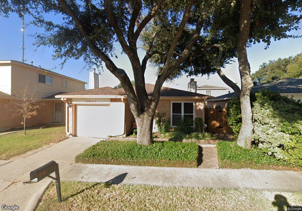 7811 Redlands Dr, Houston, TX 77040 - photo 1