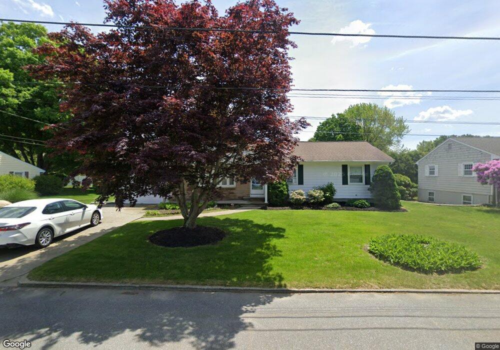 5 Old Tavern Ln, Greenville, RI 02828 - photo 1