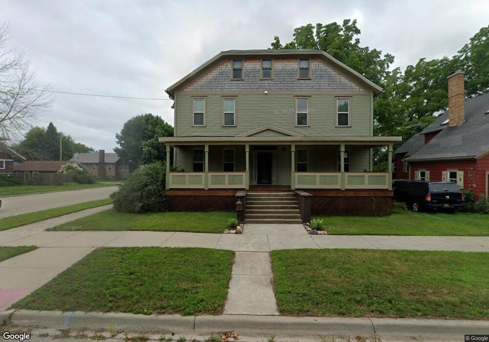 705 14th Ave, Menominee, MI 49858 - photo 1