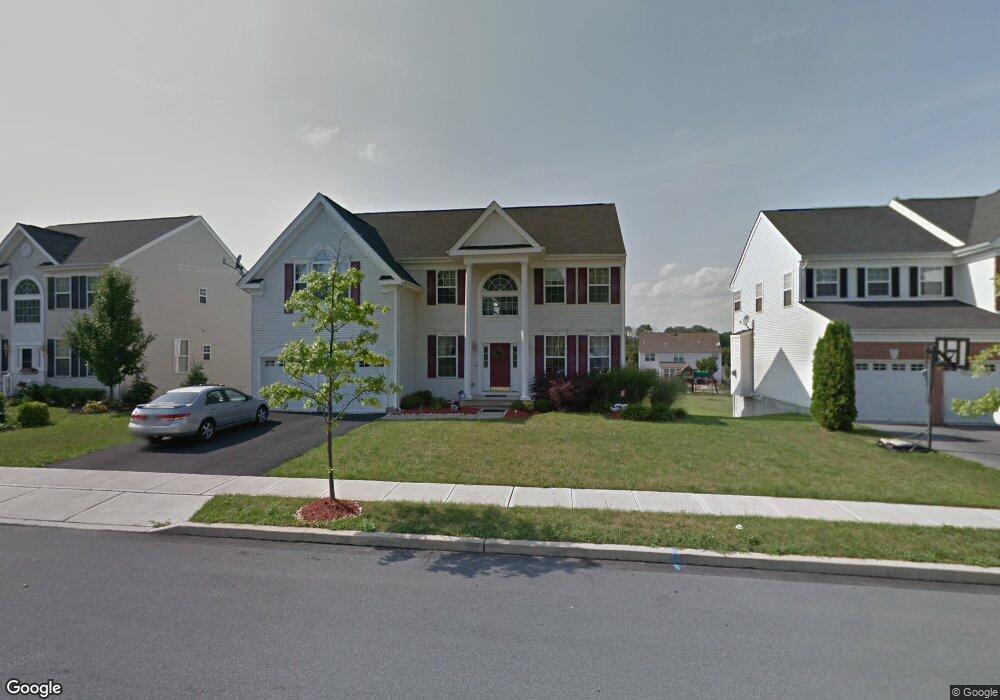 7475 Crane Crossing, Macungie, PA 18062 - photo 1