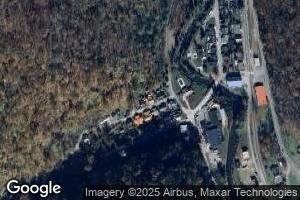 28 Mountain Peak Rd, Logan, WV 25601