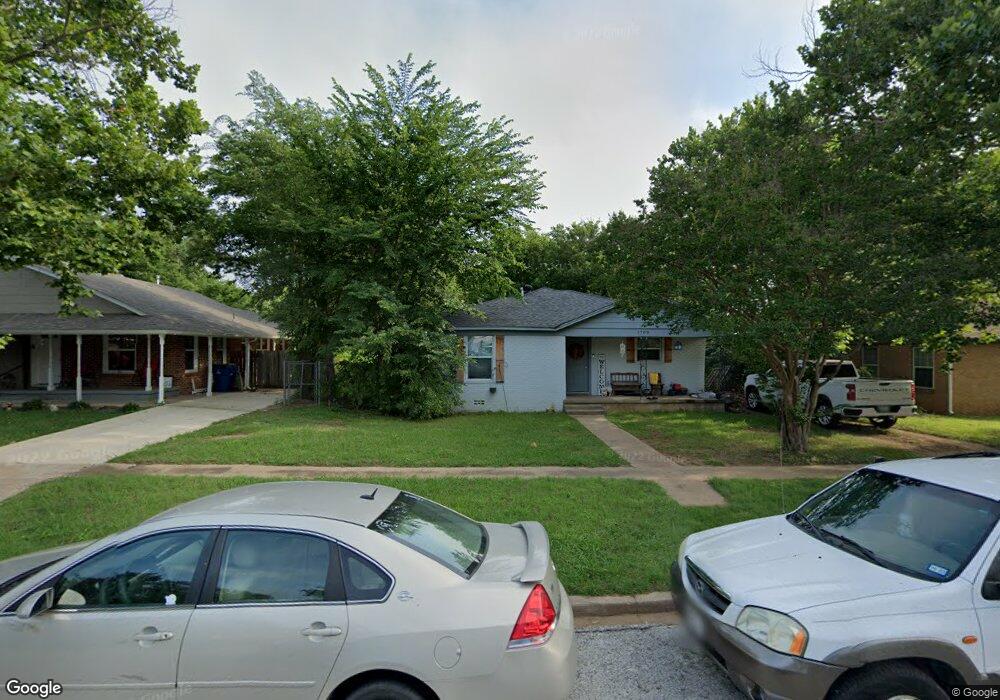 1709 W Elm St, Denison, TX 75020 - photo 1