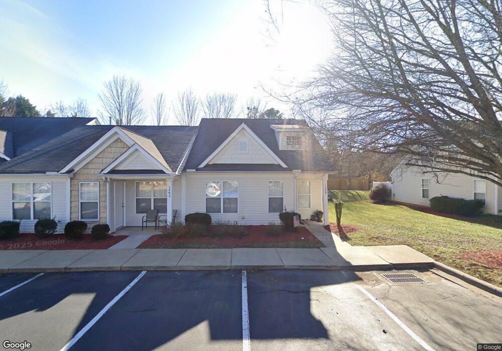 1500 Harpers Inlet Dr, Clover, SC 29710 - photo 1