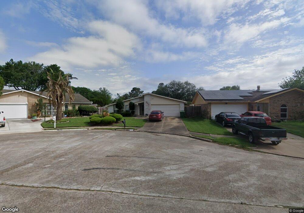 5634 Irish Hill Dr, Houston, TX 77053 - photo 1