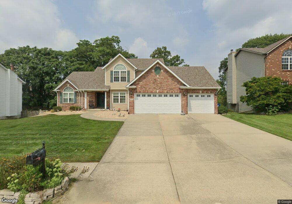 6045 Keebler Oaks Dr, Maryville, IL 62062 - photo 1