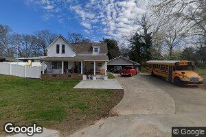211 Kiker St, Tallapoosa, GA 30176