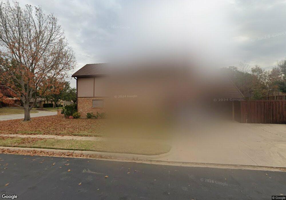 401 Quail Crest Dr, Bedford, TX 76021 - photo 1