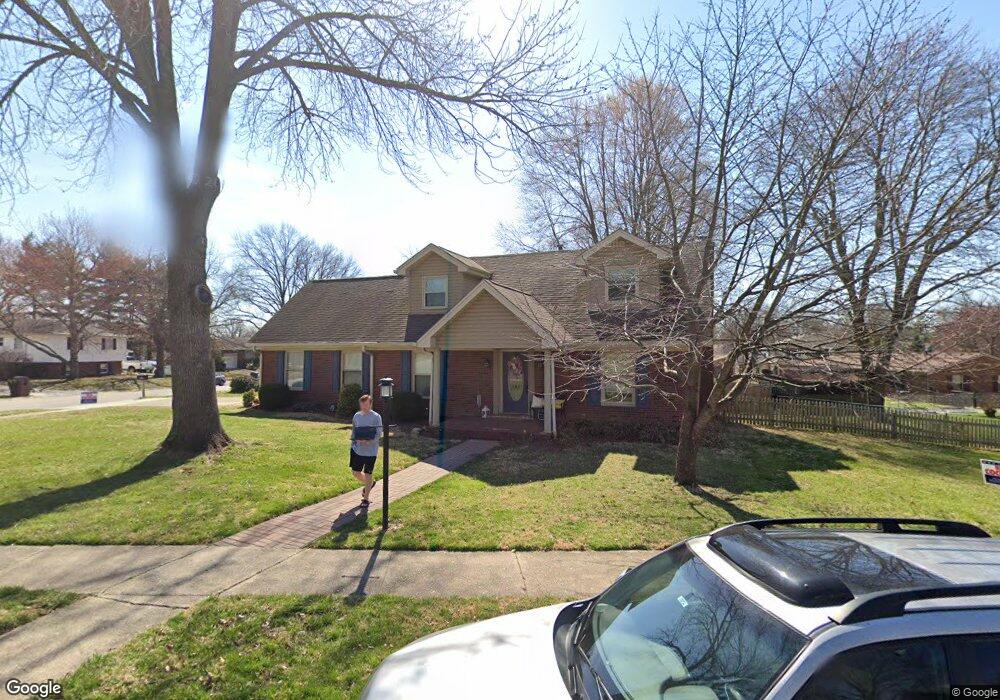 922 Brentwood Ct, New Albany, IN 47150 - photo 1