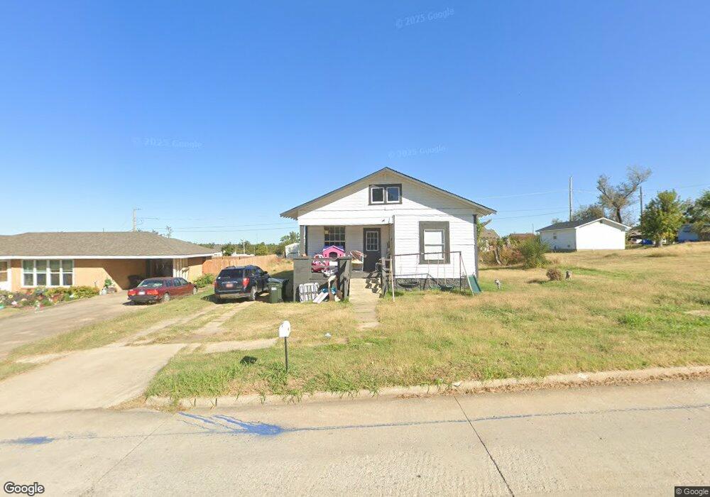 18 E Oklahoma Ave, Sulphur, OK 73086 - photo 1