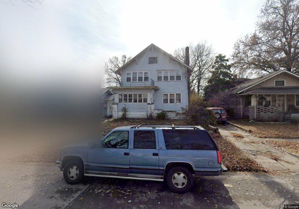 1218 Appleton St, Parsons, KS 67357 - photo 1