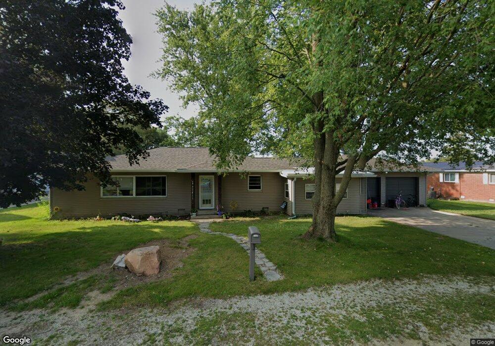 423 W Walnut St, Sharpsville, IN 46068 - photo 1