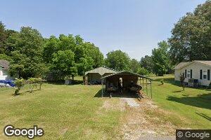 111 Laurel St, Bruceton, TN 38317