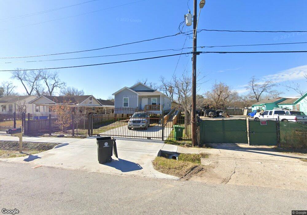 10173 Friendly Rd, Houston, TX 77093 - photo 1