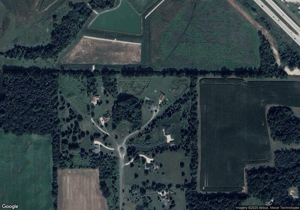 3400 Moraine Valley Dr, Slinger, WI 53086 - photo 1