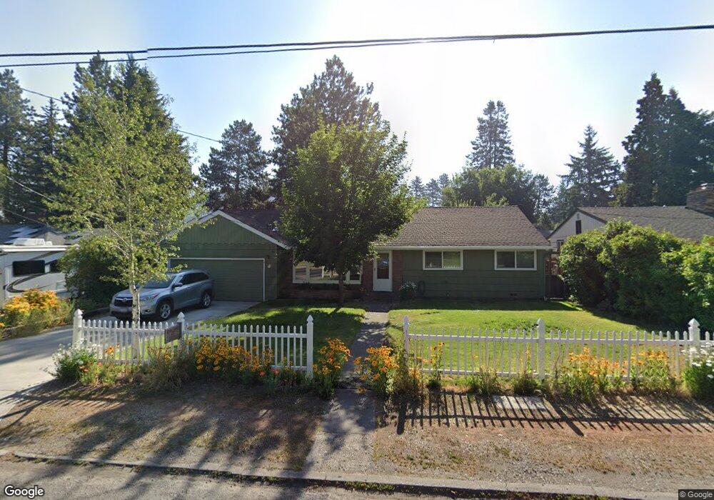 702 NE 8th St, Bend, OR 97701 - photo 1