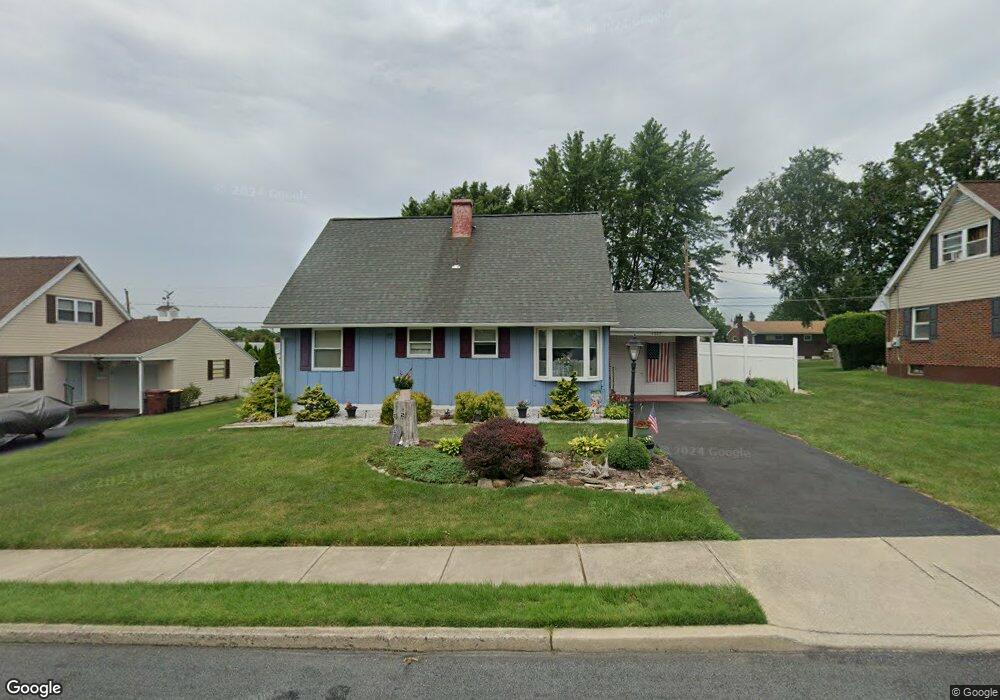 3323 Thomas St, Whitehall, PA 18052 - photo 1