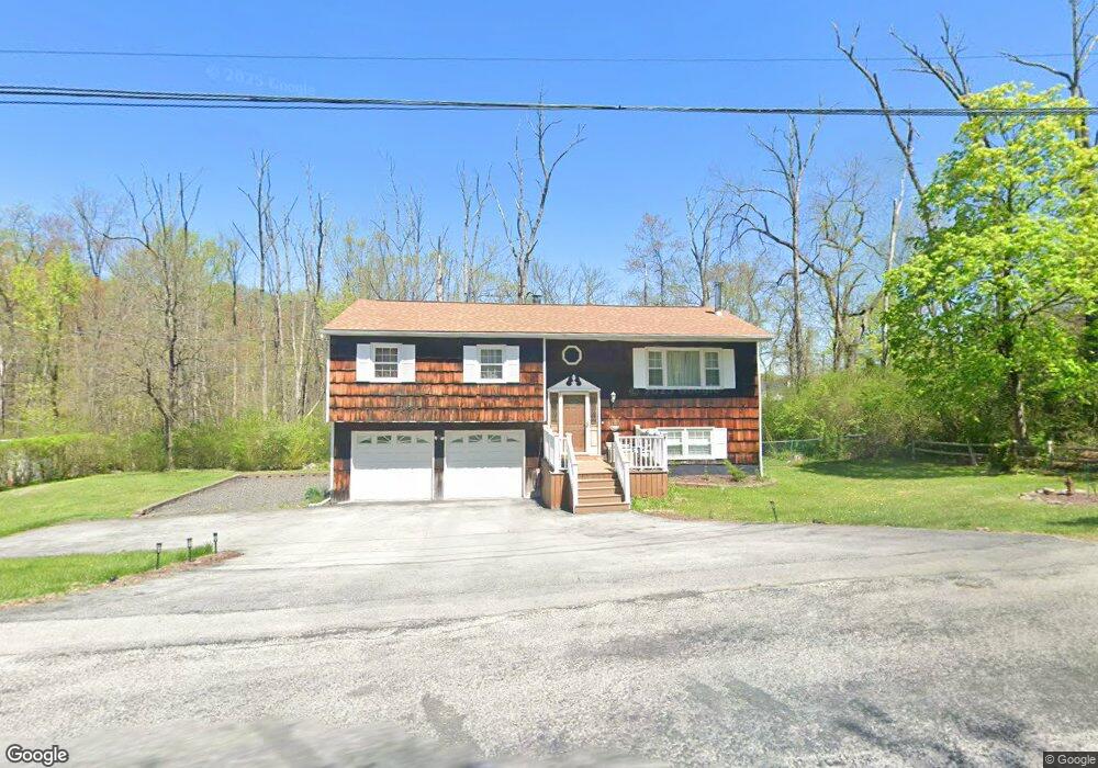 63 Interlochen Pkwy, Monroe, NY 10950 - photo 1