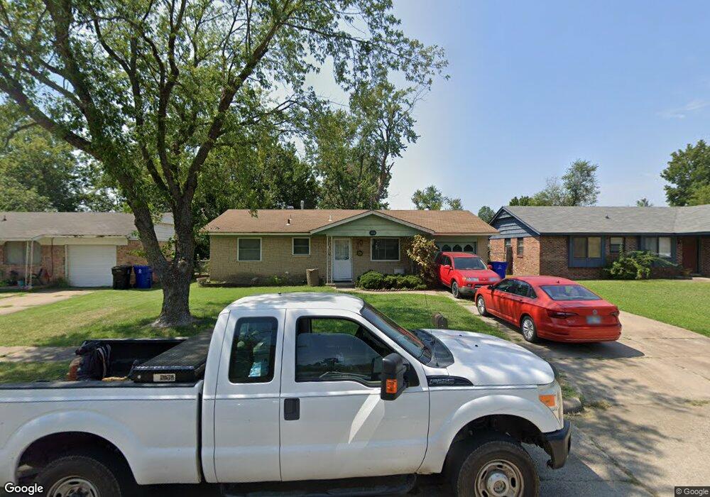 404 S Hickory Place, Broken Arrow, OK 74012 - photo 1