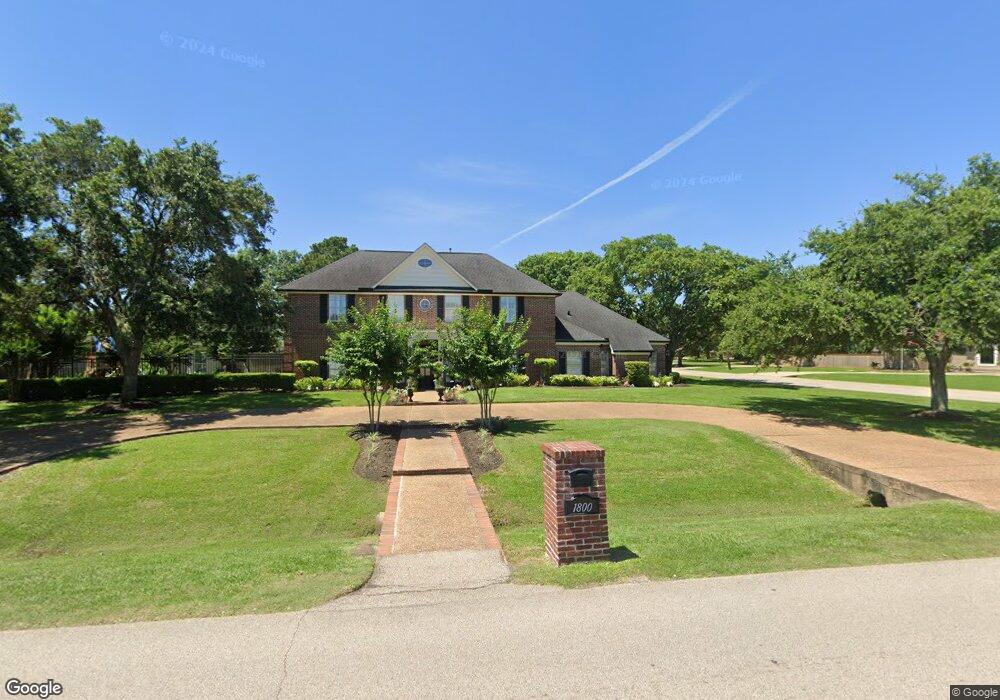 1800 Winding Way Dr, Friendswood, TX 77546 - photo 1