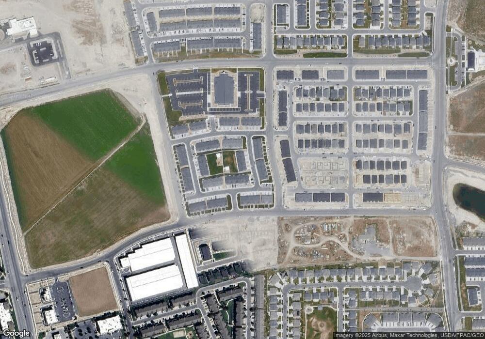 545 N Winding River Ave unit 1218, Lehi, UT 84043 - photo 1