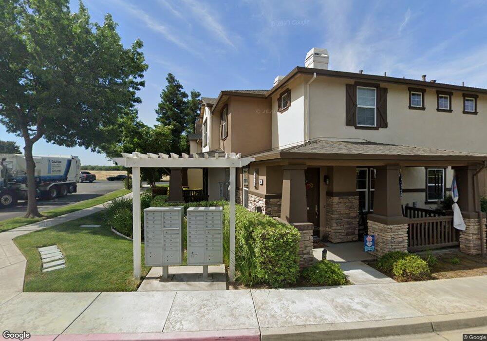 590 Wild Stallion Dr unit 104, Oakdale, CA 95361 - photo 1