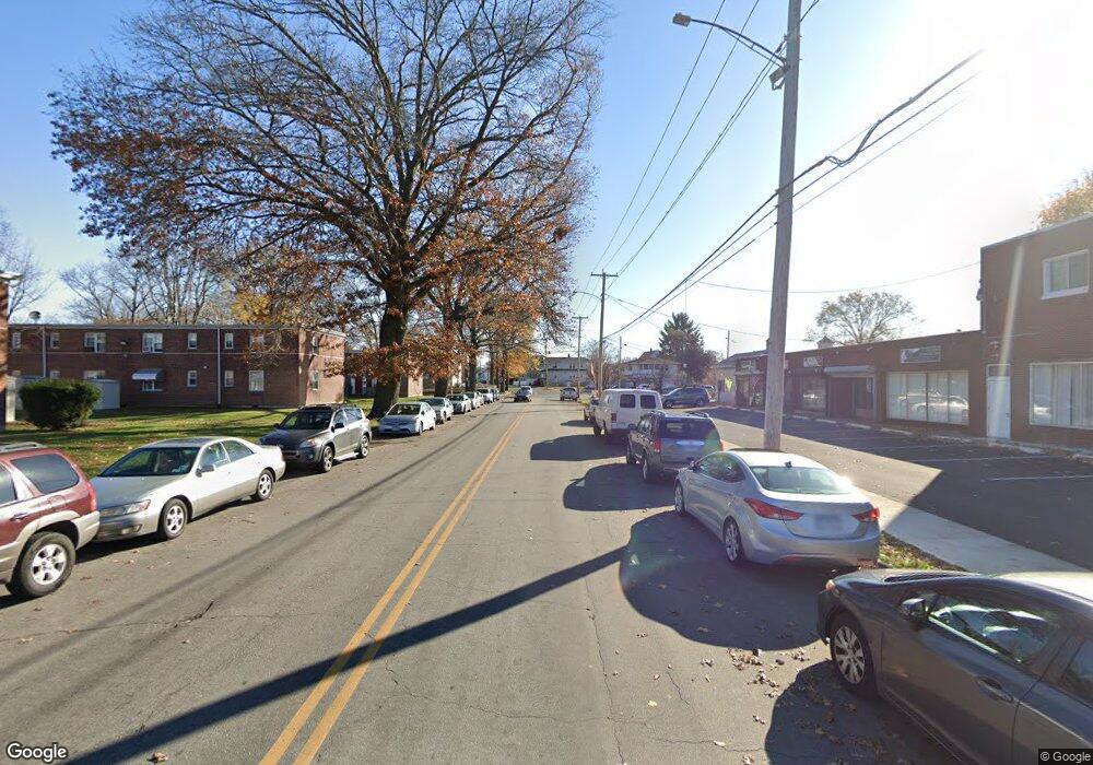 359 Granfield Ave unit 8, Bridgeport, CT 06610 - photo 1