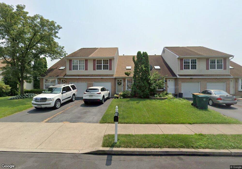 2754 Tamlynn Ln, Easton, PA 18045 - photo 1