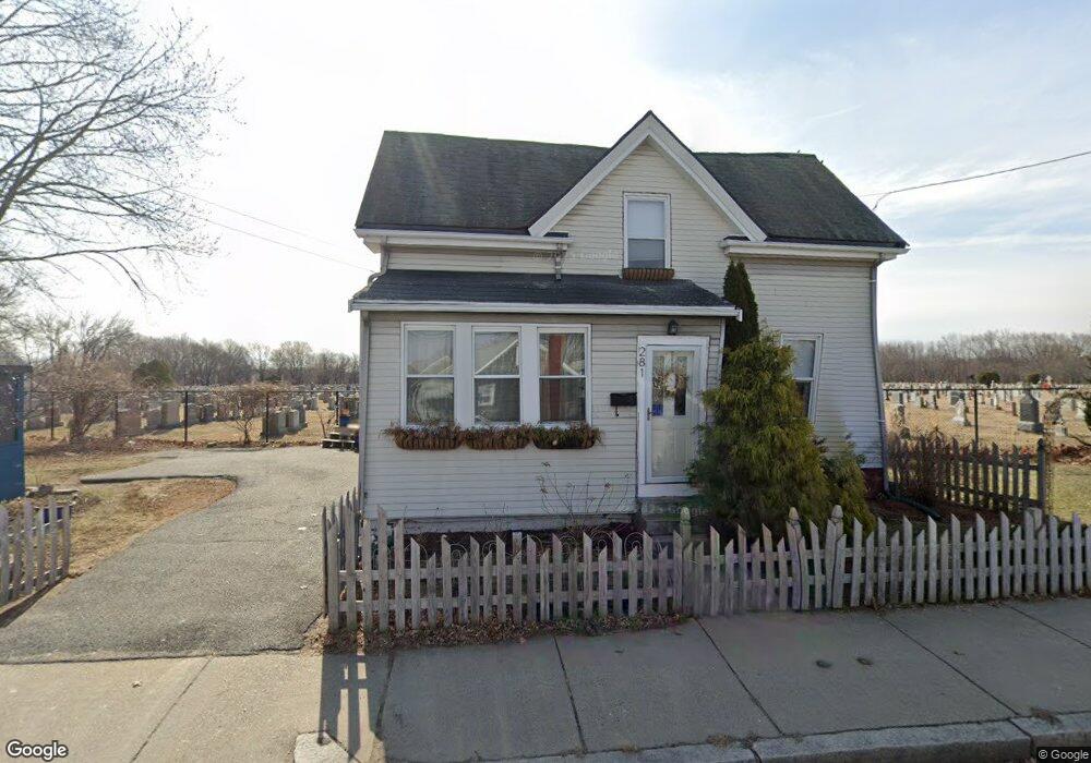 281 Lynn St, Malden, MA 02148 - photo 1