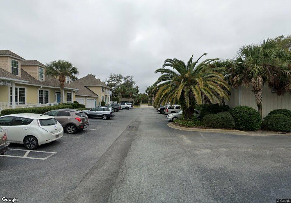 172,174 Follins Ln unit 4, Saint Simons Island, GA 31522 - photo 1