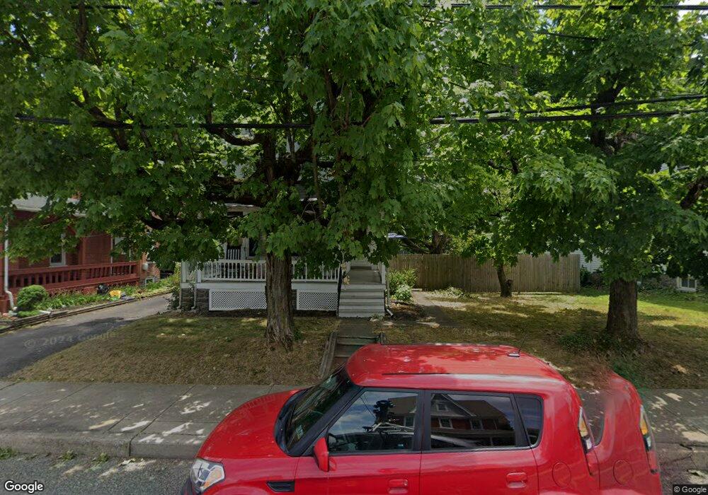 106 E Broad St, Quakertown, PA 18951 - photo 1