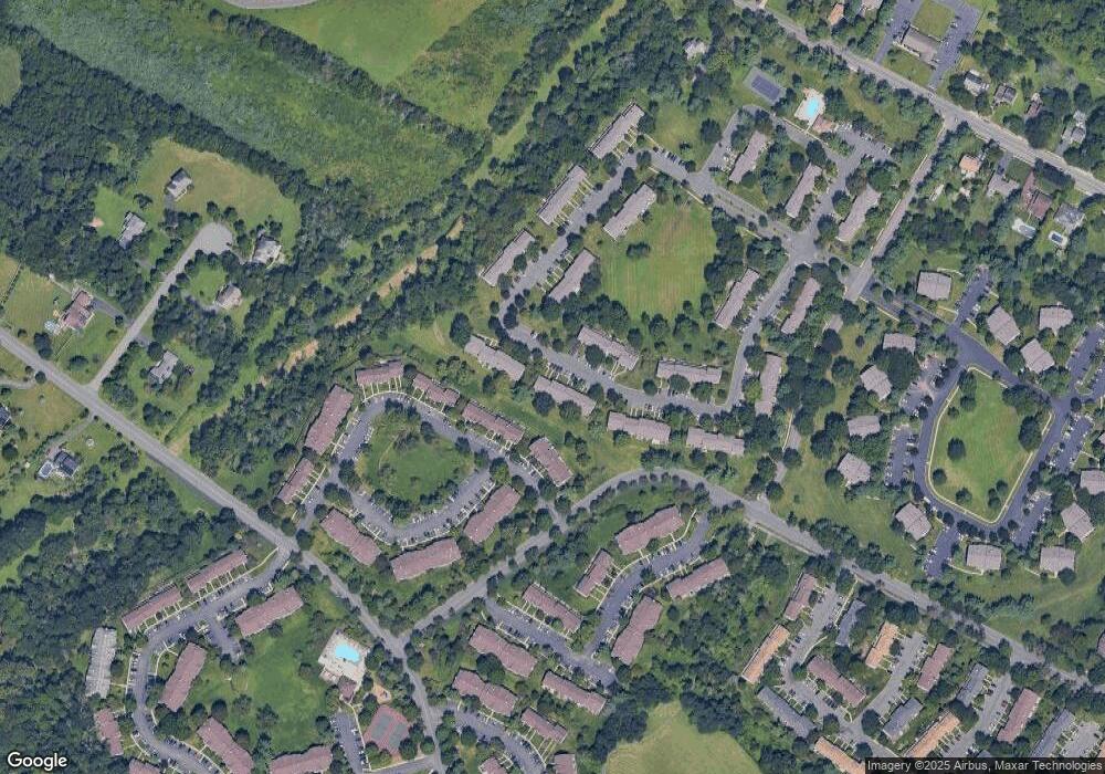 62 Pear Tree Ln, Franklin Park, NJ 08823 - photo 1