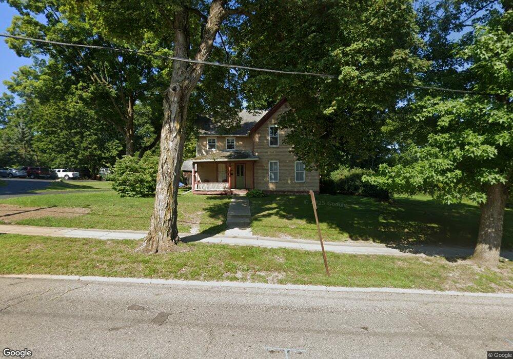 526 S Marshall Ave, Marshall, MI 49068 - photo 1
