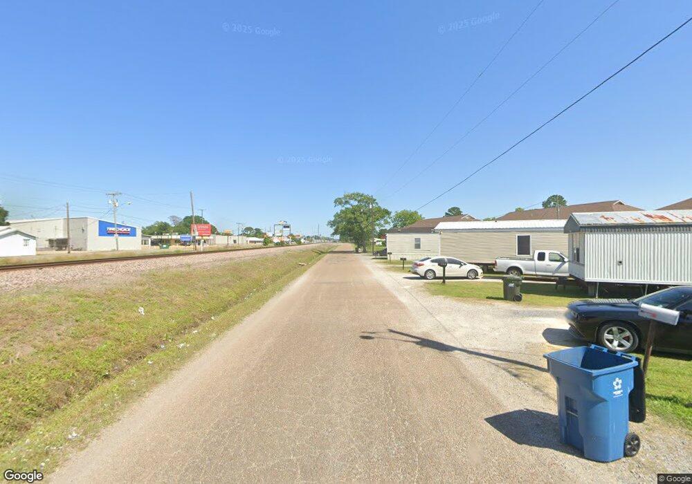 926 Alvin St, New Iberia, LA 70560 - photo 1