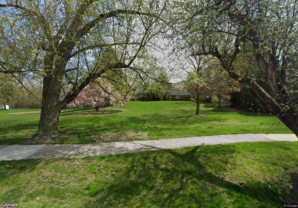 4385 Squirrel Rd, Bloomfield Hills, MI 48304 - photo 1