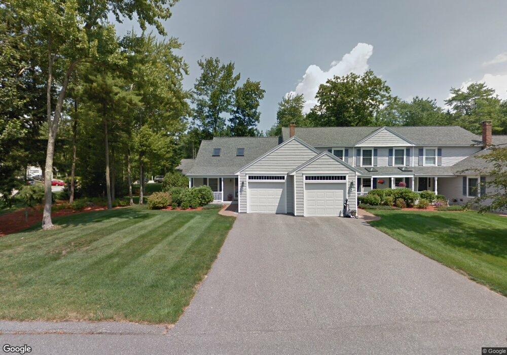 4 Oxford Ct, Kennebunk, ME 04043 - photo 1