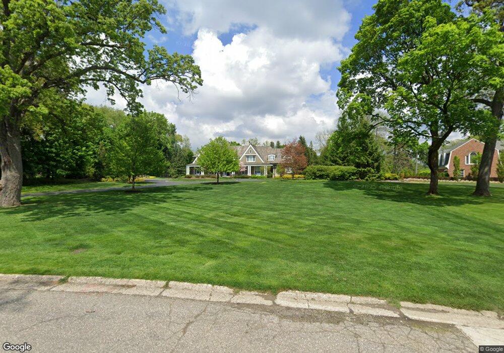4871 N Harsdale Rd, Bloomfield Hills, MI 48302 - photo 1