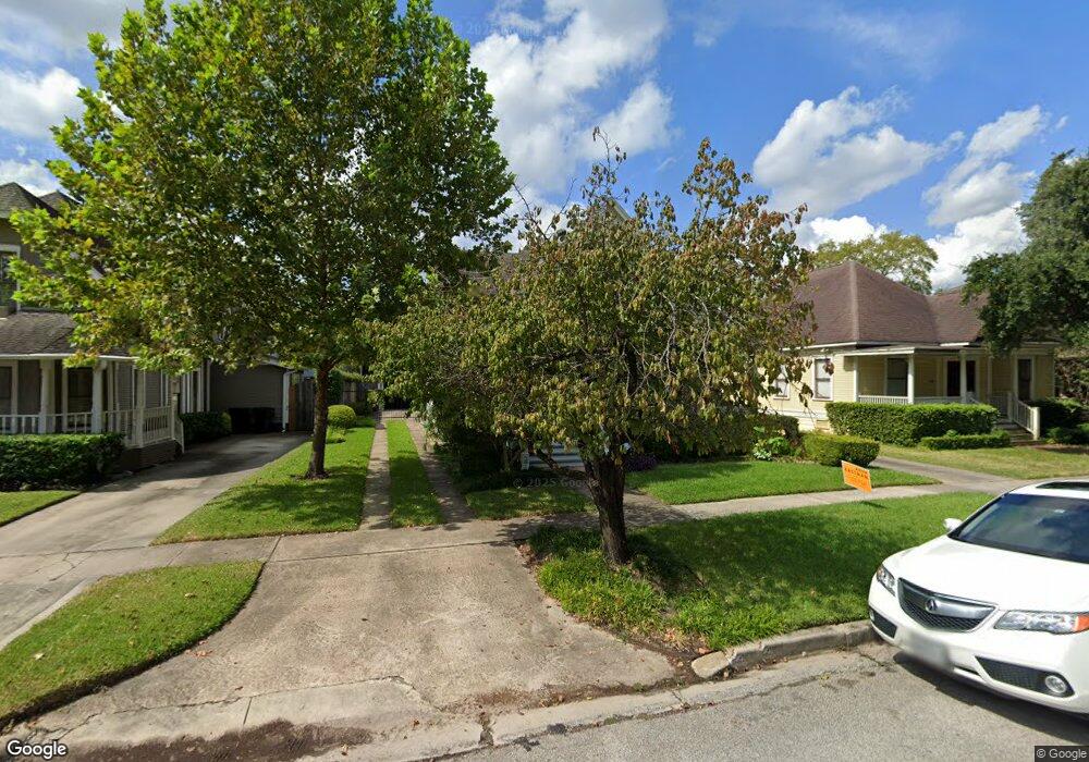 927 Harvard St, Houston, TX 77008 - photo 1