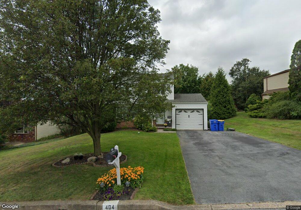 404 Hivner Rd, Harrisburg, PA 17111 - photo 1