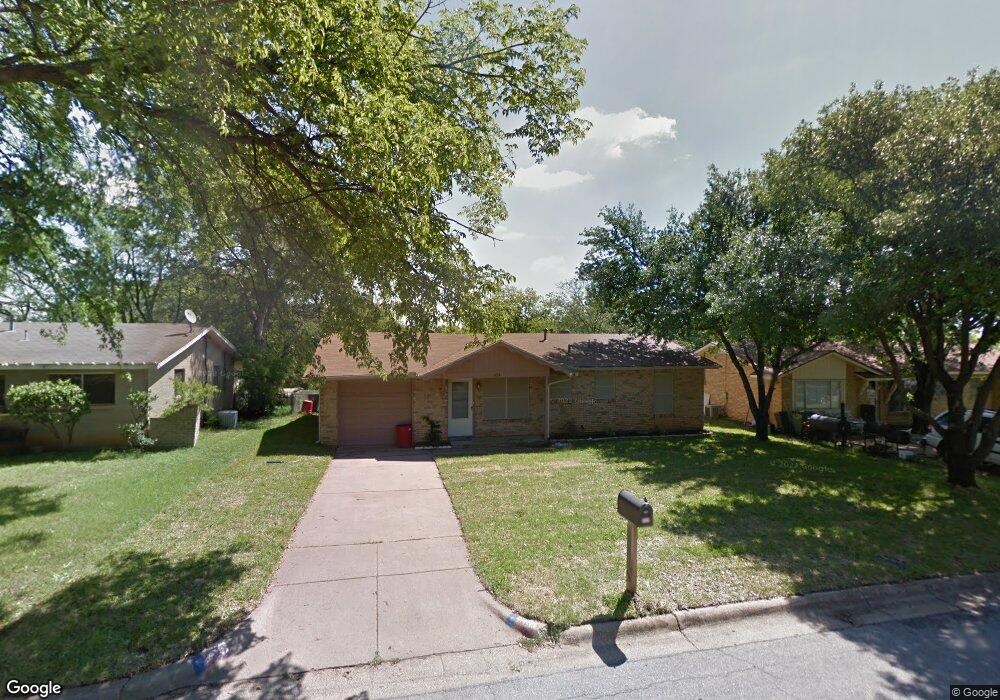 404 Fleming Dr, Hurst, TX 76053 - photo 1