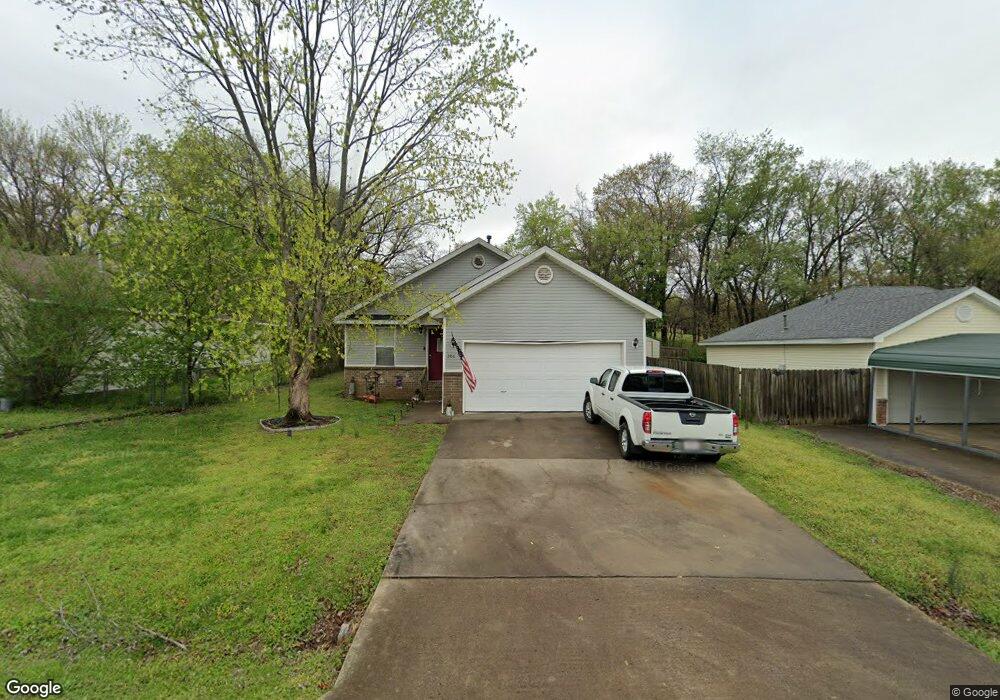 301 Wallace St, Prairie Grove, AR 72753 - photo 1