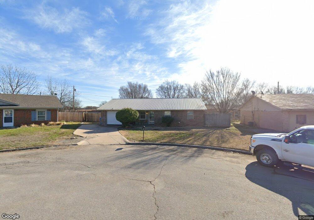 219 N Elk Dr, Cache, OK 73527 - photo 1