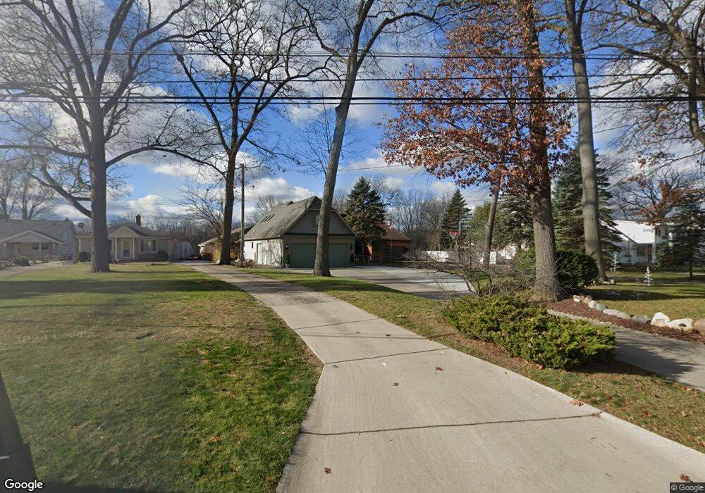 3419 Riverside Dr unit Bldg-Unit, Port Huron, MI 48060 - photo 1