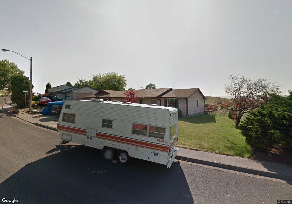 614 SW Nye Ave, Pendleton, OR 97801 - photo 1