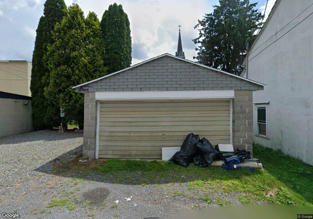 527 1/2 North St, Jim Thorpe, PA 18229 - photo 1